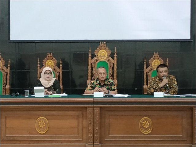 RAPAT DINAS